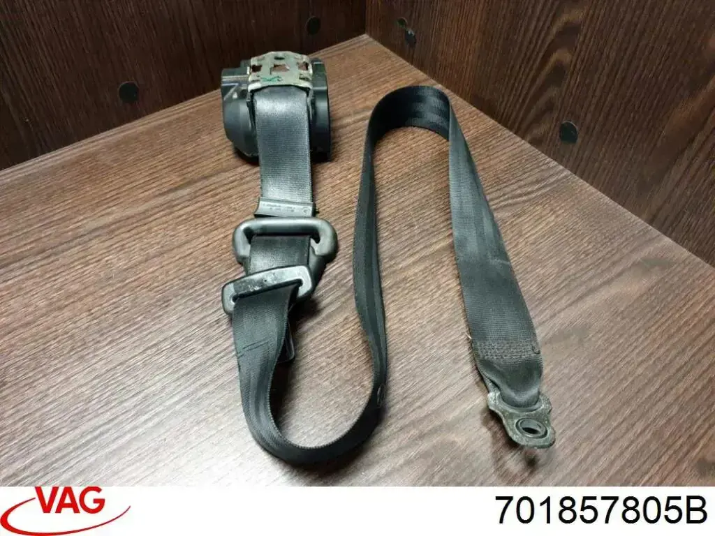 Купити 701857805B VAG Пасок безпеки передній лівий