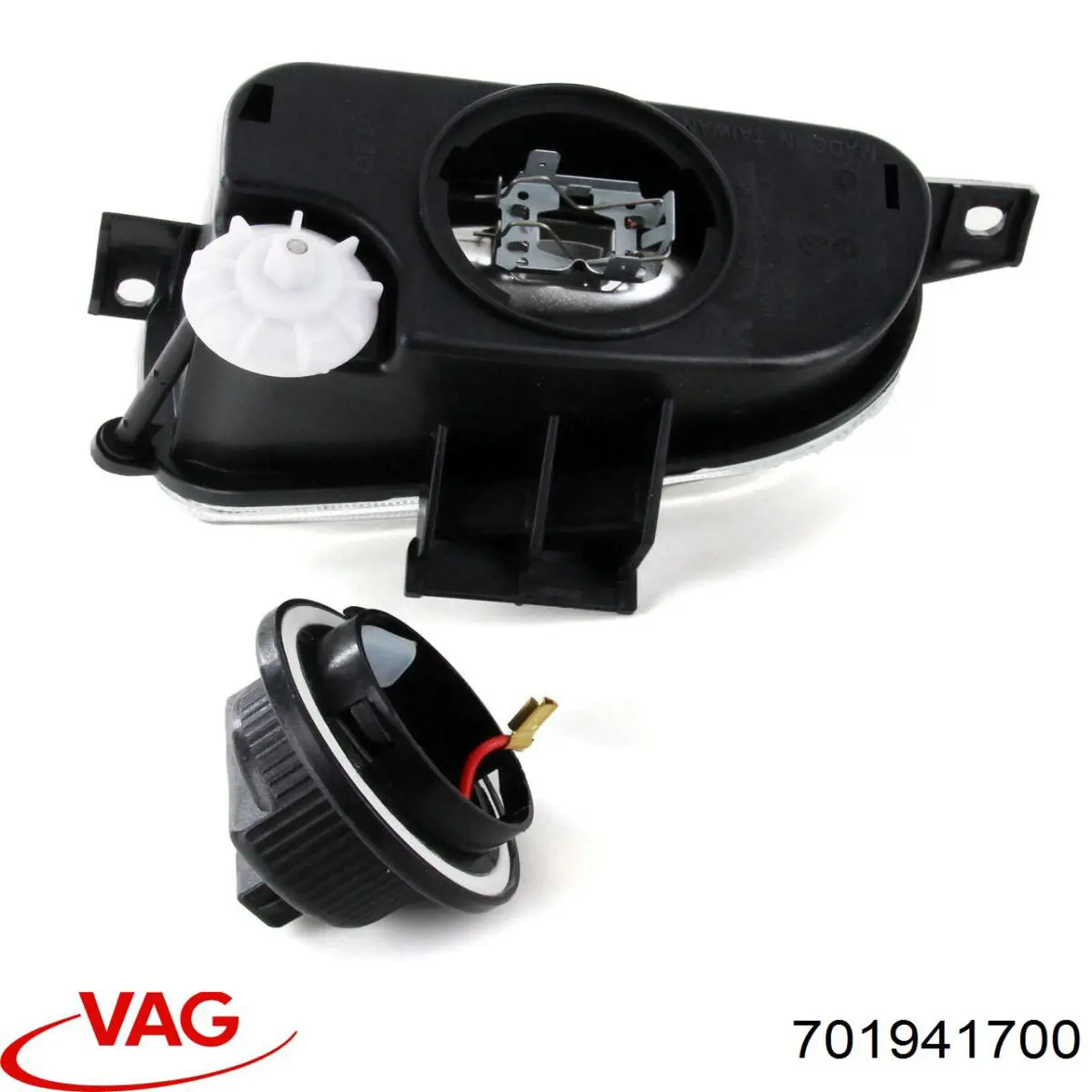 Фара протитуманна, права 701941700 VAG
