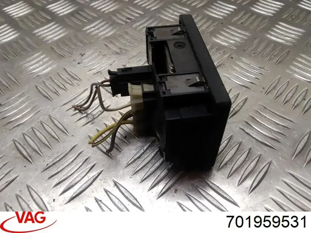 Купити 701959531 VAG 