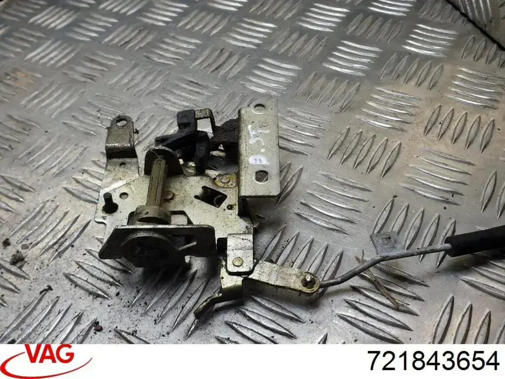 Купити 721843654 VAG Замок і ручки (передніх) дверей