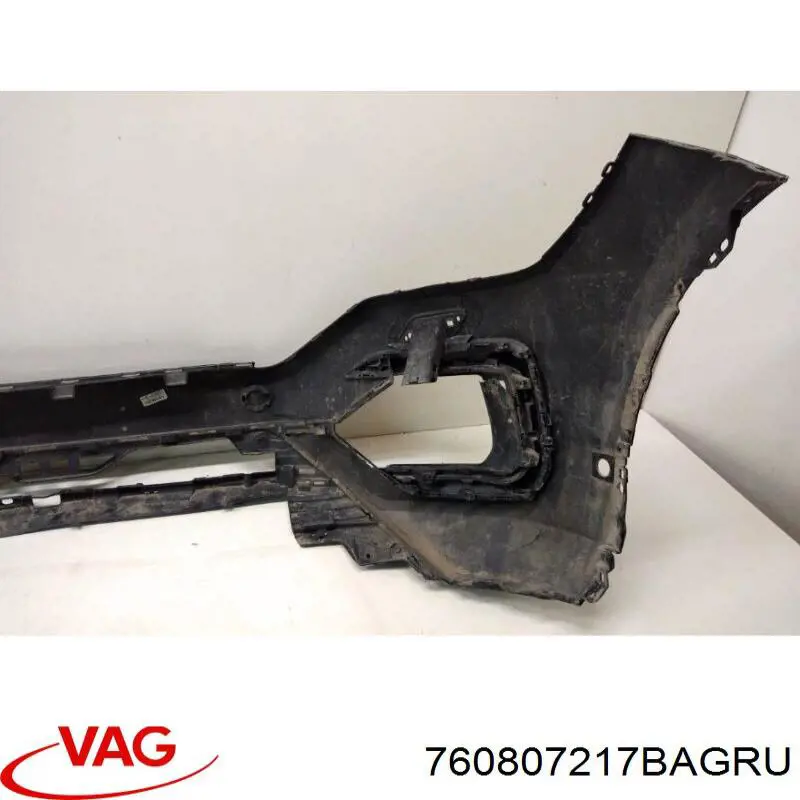 Купити 760807217BAGRU VAG Буфер (бампер) передній