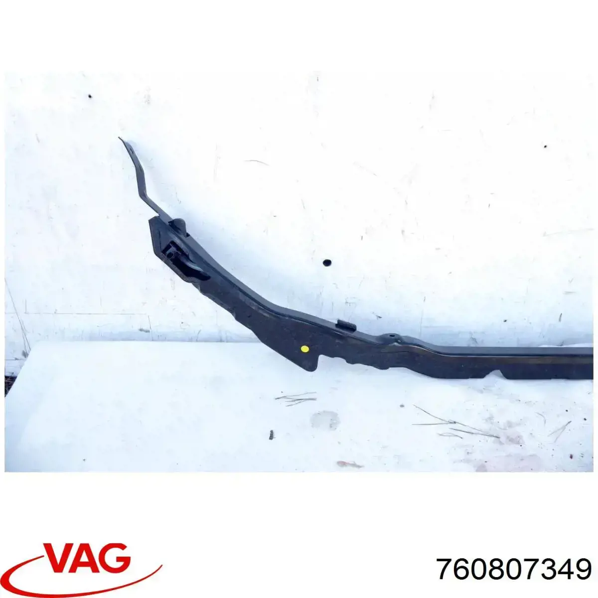 Кронштейн бампера переднього, правий VAG 760807349 ціна, від 54.75 USD