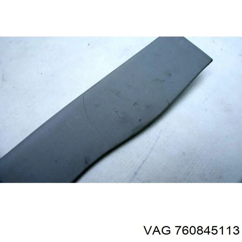 760845113D VAG Вікно надставки дверей передніх