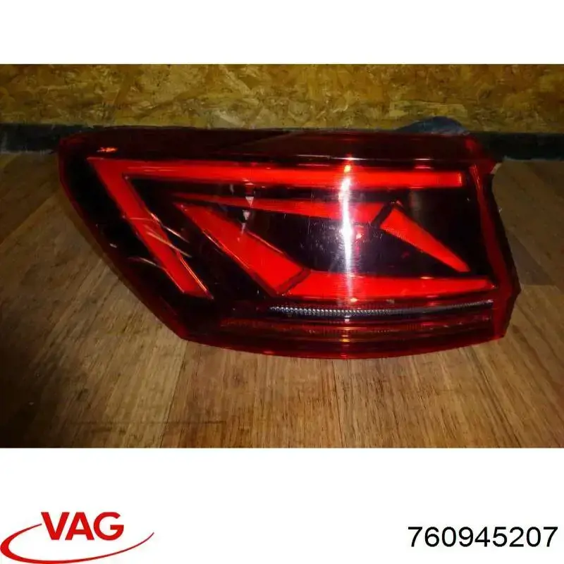Купити 760945207 VAG Ліхтар задній