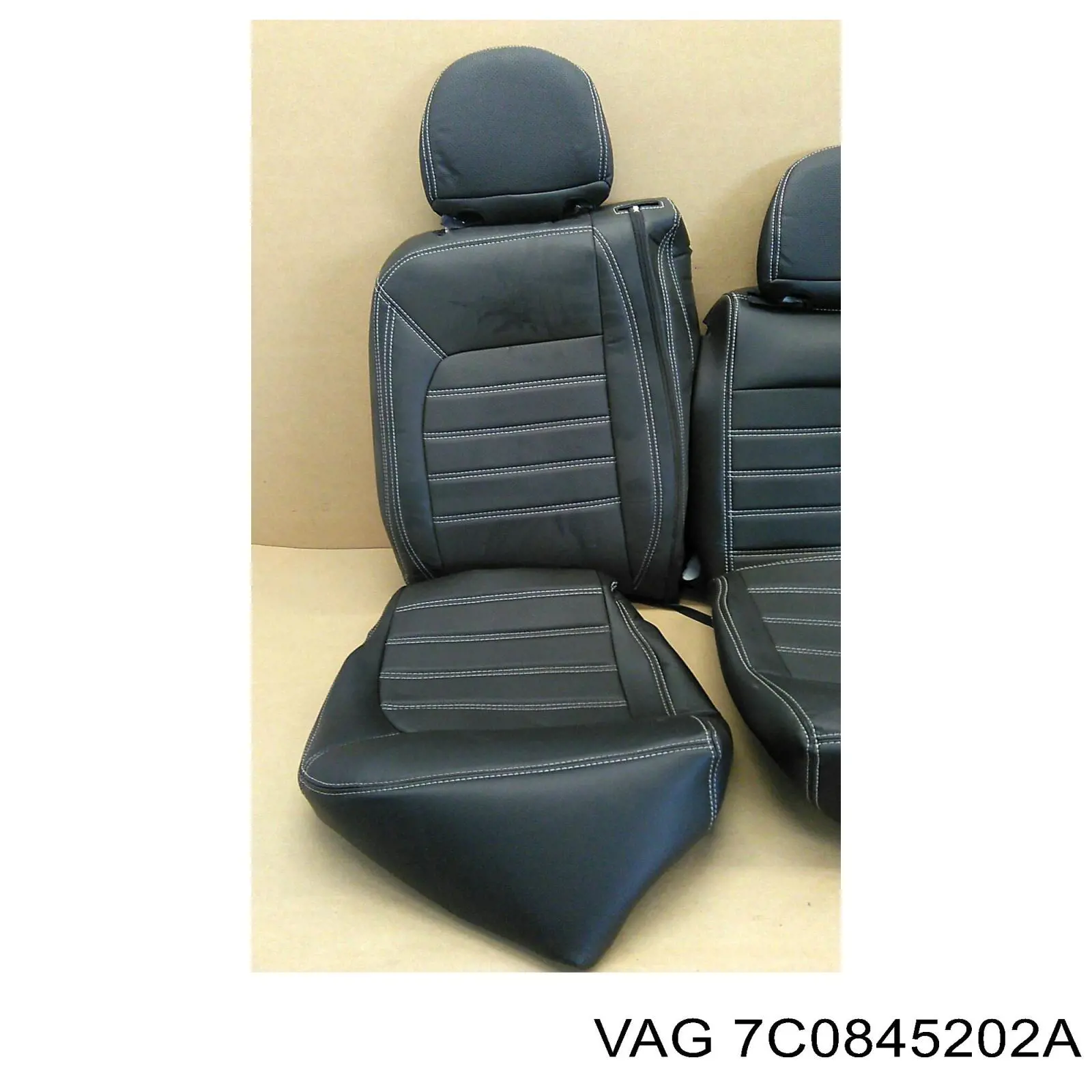 Скло передньої правої двері VAG 7C0845202A ціна, від 200.77 USD