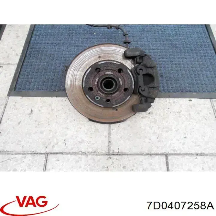 Цапфа - поворотний кулак задній, правий 3407047 Autotechteile
