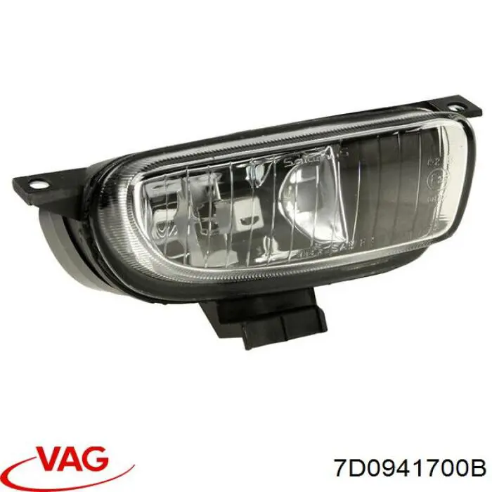 Туманка права VAG 7D0941700B ціна, від 31.39 USD