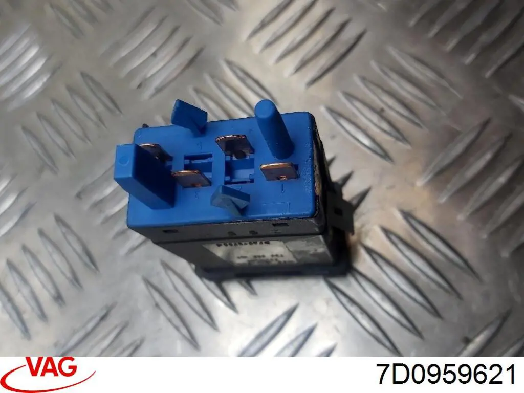 Купити 7D0959621 VAG 