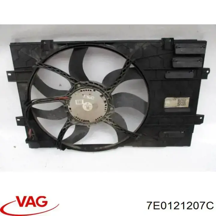 Дифузор (кожух) радіатора охолодження 7E0121207C VAG