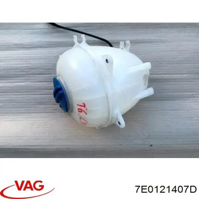 Бачок системи охолодження двигуна розширювальний VAG 7E0121407D ціна, від 33.98 USD