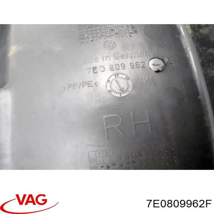 Подкрильнікі переднього крила, правий VAG 7E0809962F ціна, від 13.64 USD