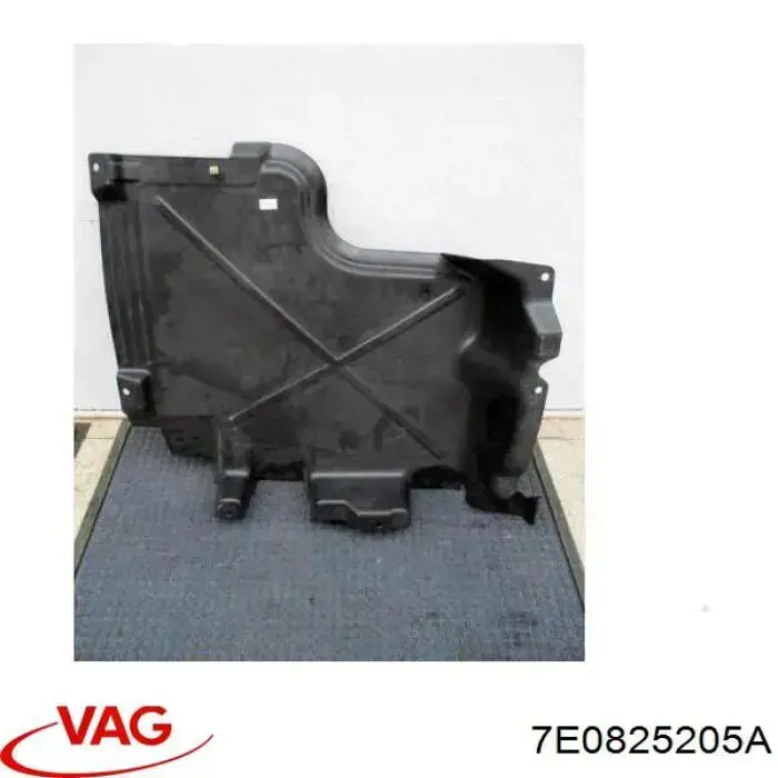 Захист днища передній лівий VAG 7E0825207G ціна, від 174.27 USD