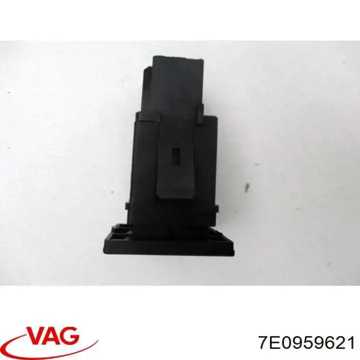 Вимикач обігріву заднього скла VAG 7E0959621 ціна, від 7.60 USD