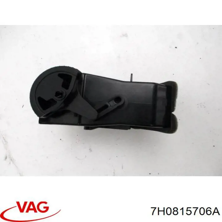 Вентиляція передка VAG 7H0815706A ціна, від 8.61 USD