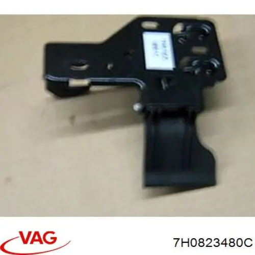 Купити 7H0823480C VAG Замок капота