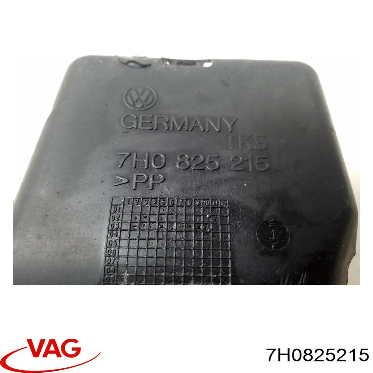 7E0825215 VAG Захист днища, задній