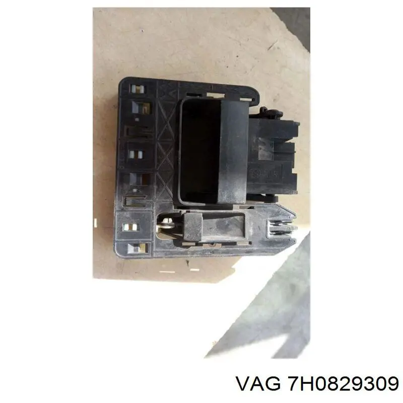 7H0829309 VAG 
