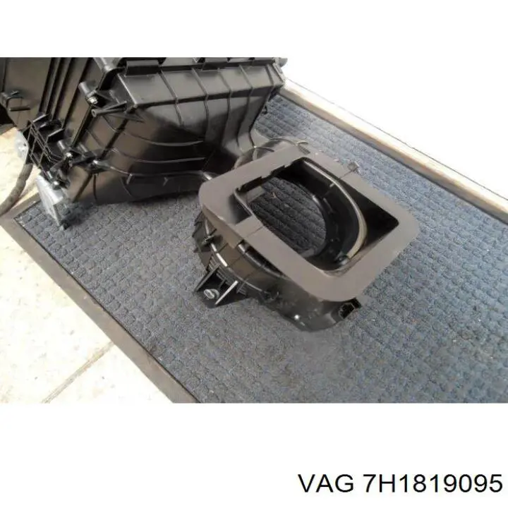  7H1819095 VAG