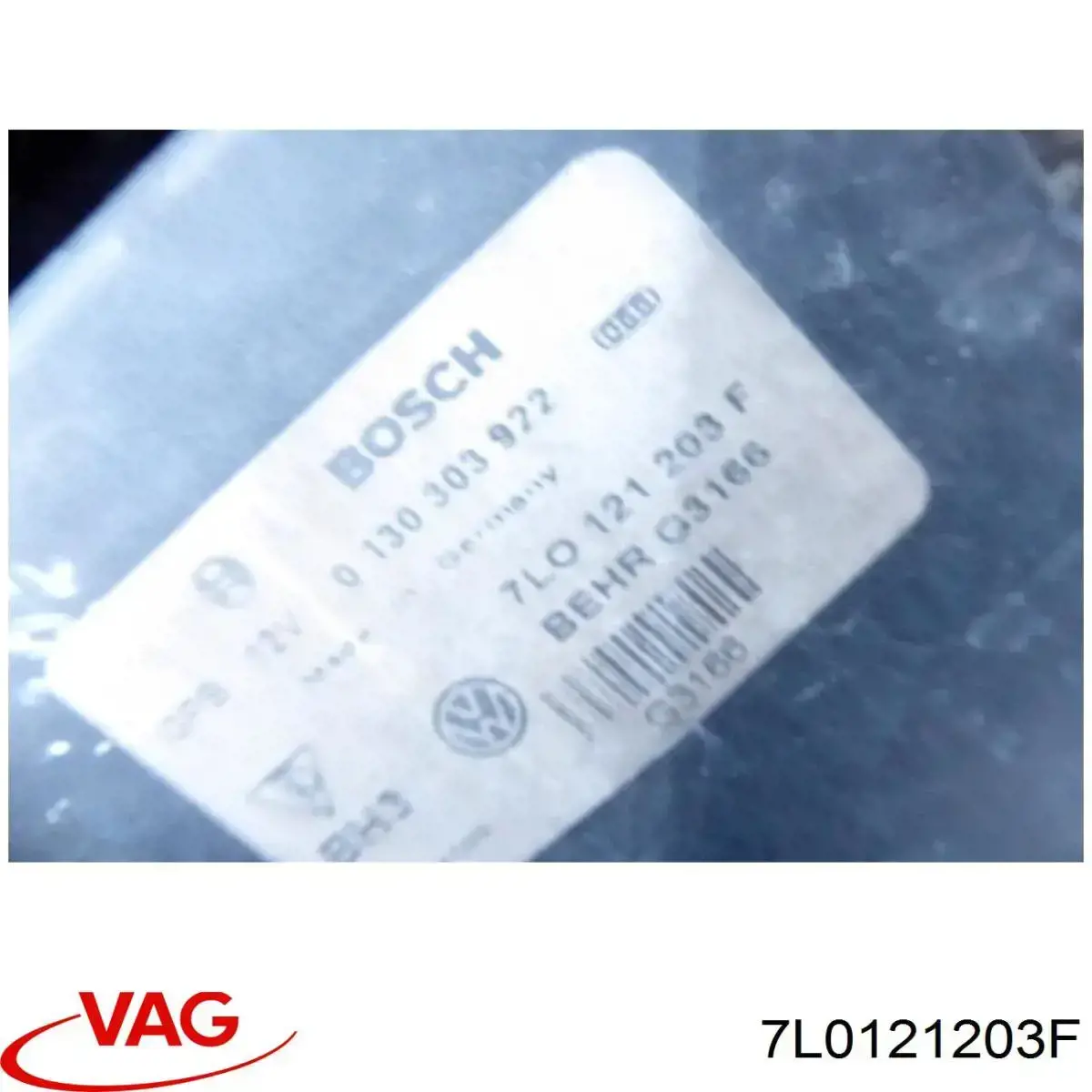 Купити 7L0121203F VAG Дифузор радіатора охолодження, в зборі з двигуном і крильчаткою