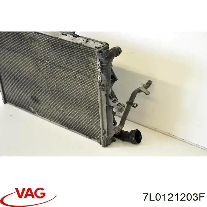 Дифузор радіатора охолодження, в зборі з двигуном і крильчаткою VAG 7L0121203F ціна, від 70.50 USD