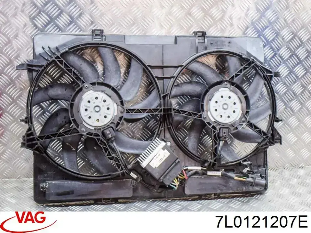 Дифузор вентилятора VAG 7L0121207E ціна, від 190.46 USD