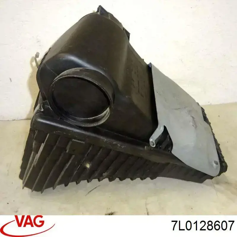 Корпус повітряного фільтра, лівий VAG 7L0128607 ціна, від 48.53 USD