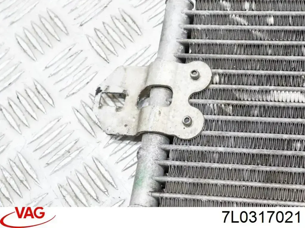Радіатор охолодження, АКПП 7L0317021 VAG