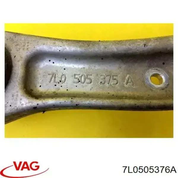 Купити 7L0505376A VAG Важіль задньої підвіски верхній, правий