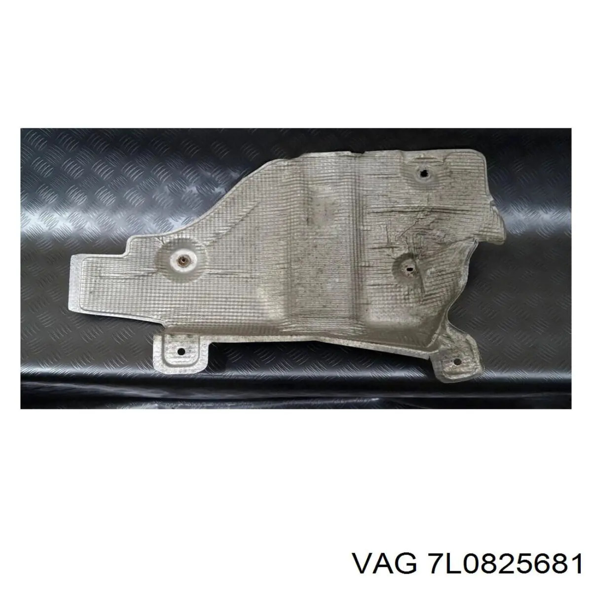 7L0825681B VAG 