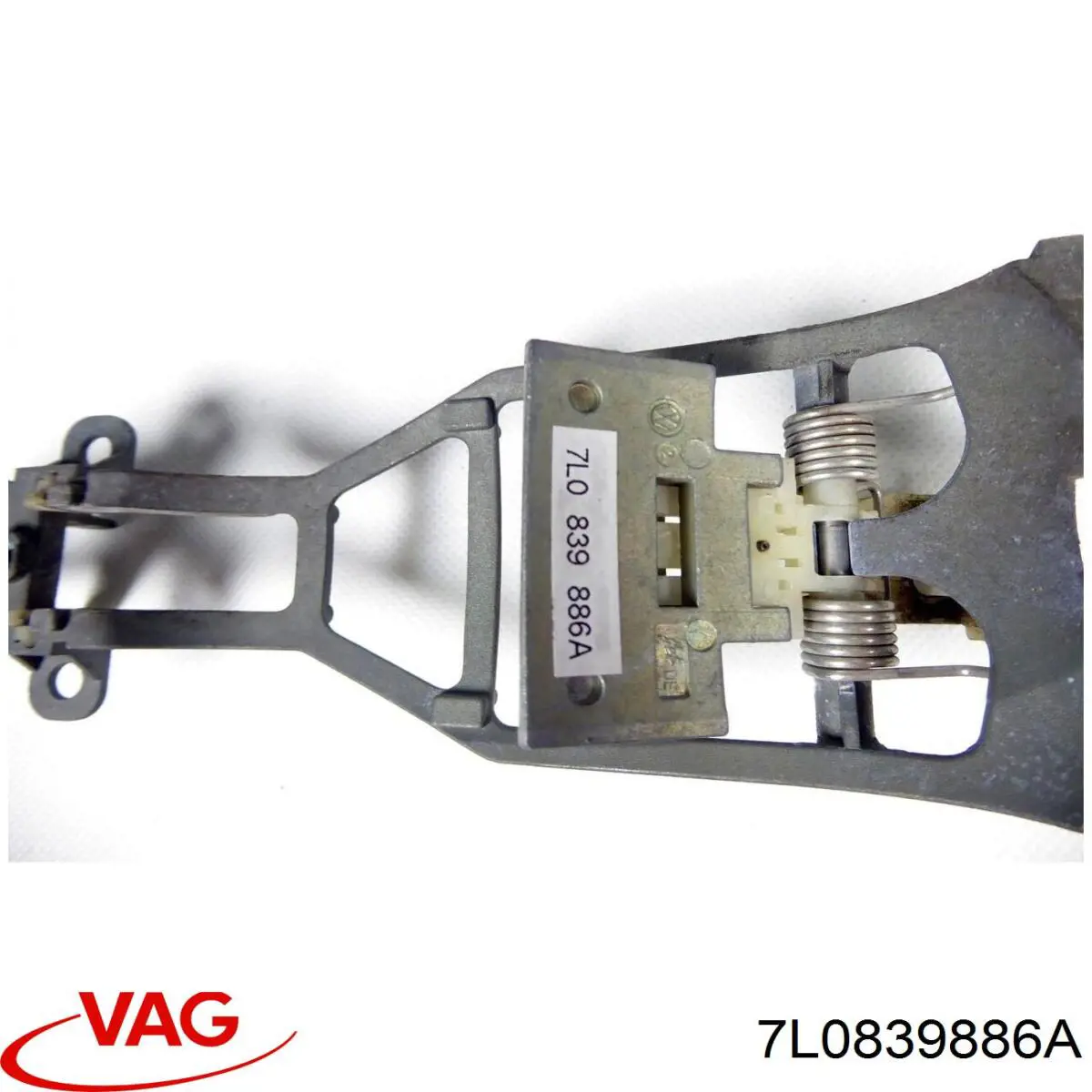 Тримач зовнішньої ручки дверей, задніх правих VAG 7L0839886A ціна, від 11.29 USD