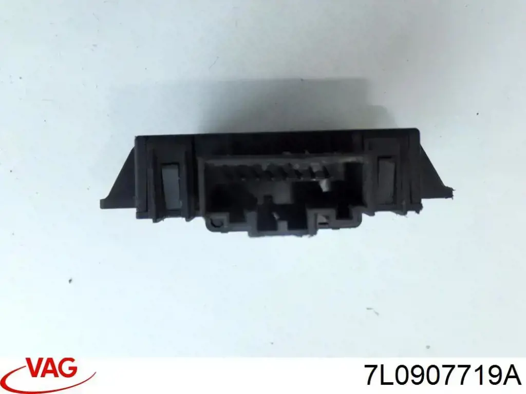 Блок керування (ЕБУ) сигналізацією VAG 7L0907719A ціна, від 5.08 USD
