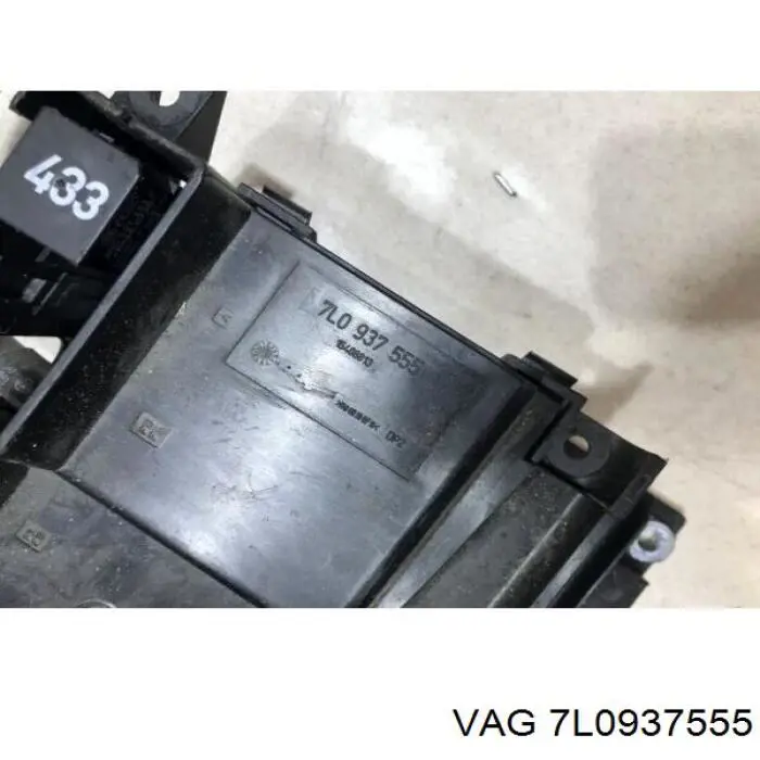7L0937555 VAG 