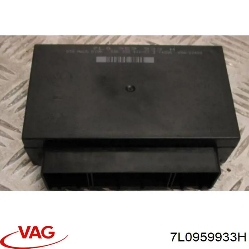 Купити 7L0959933H VAG Блок комфорту