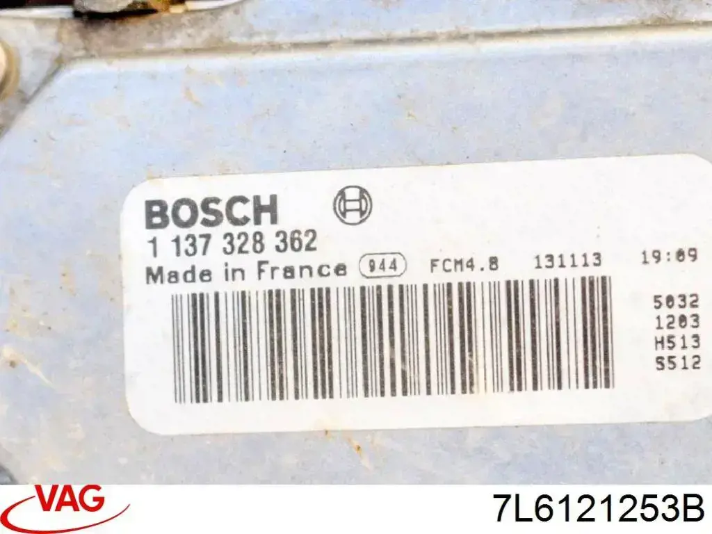 Купити 7L6121253B VAG Радіатор двигуна