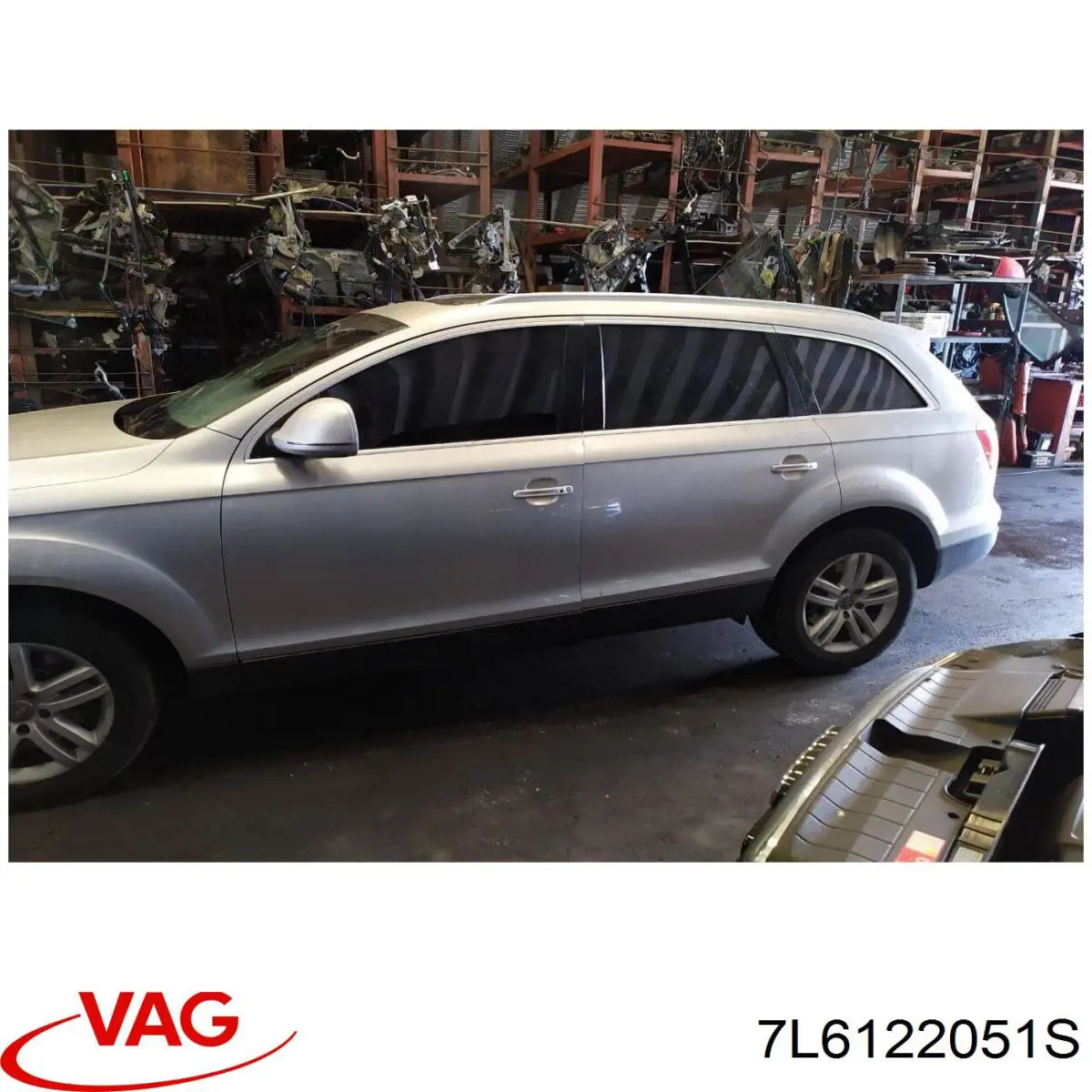  Шланг/патрубок радіатора охолодження, нижній Volkswagen Touareg 1