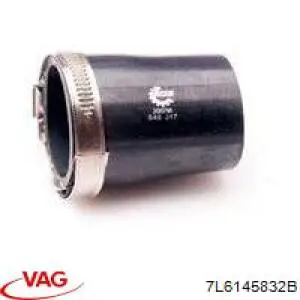 Купити 7L6145832B VAG Патрубок повітряний, вихід з турбіни (наддув)