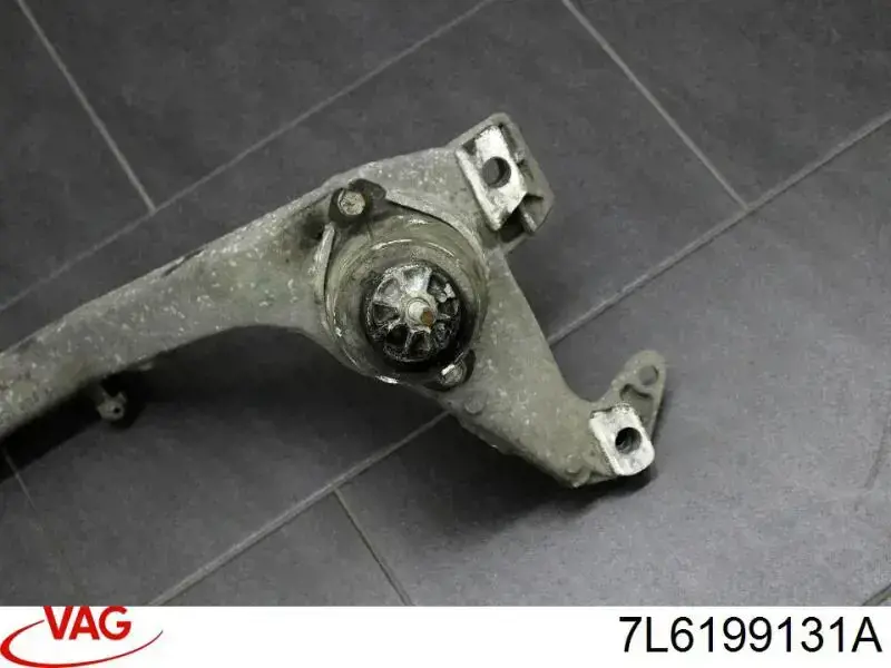 Подушка (опора) двигуна ліва/права 7L6199131A VAG