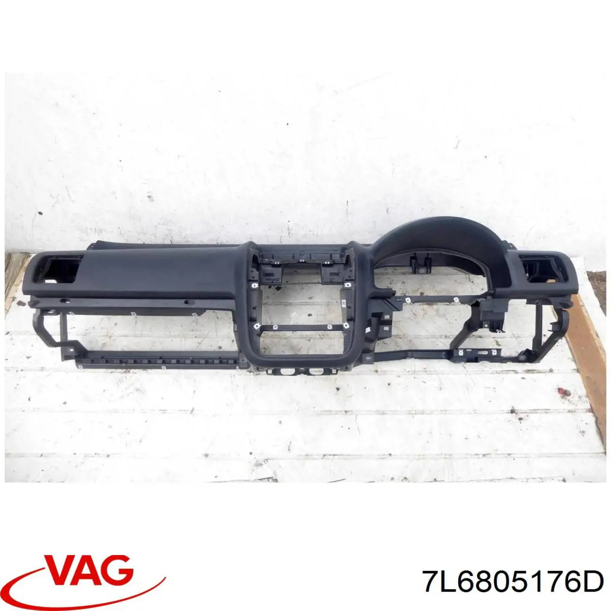  VAG 7L6805176D ціна, від 10.16 USD