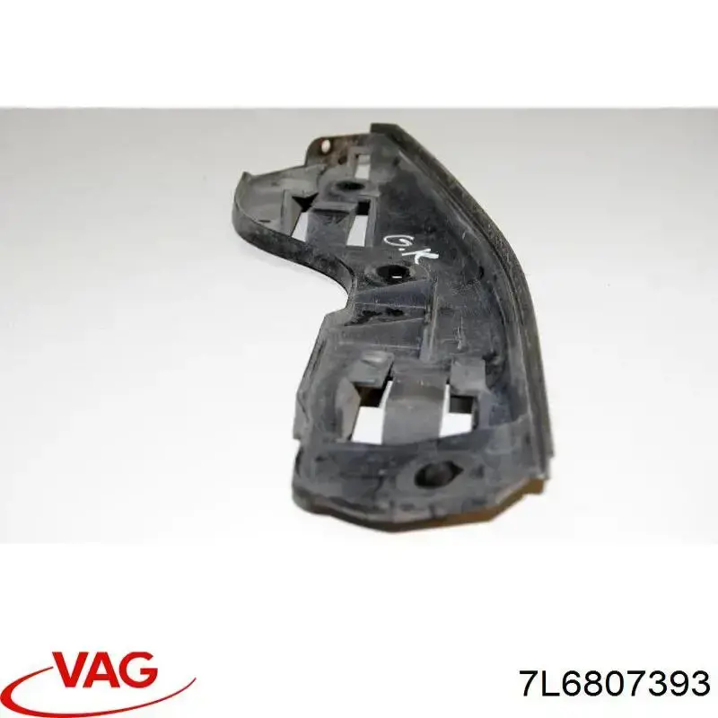 Купити 7L6807393 VAG Направляюча заднього бампера, ліва