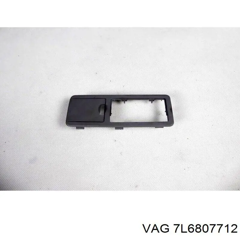 Абсорбер бампера заднього VAG 7L6807712