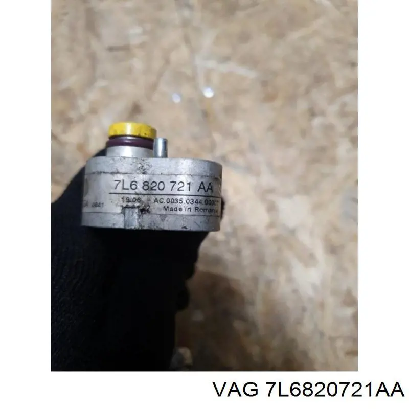 7L6820721AA VAG 