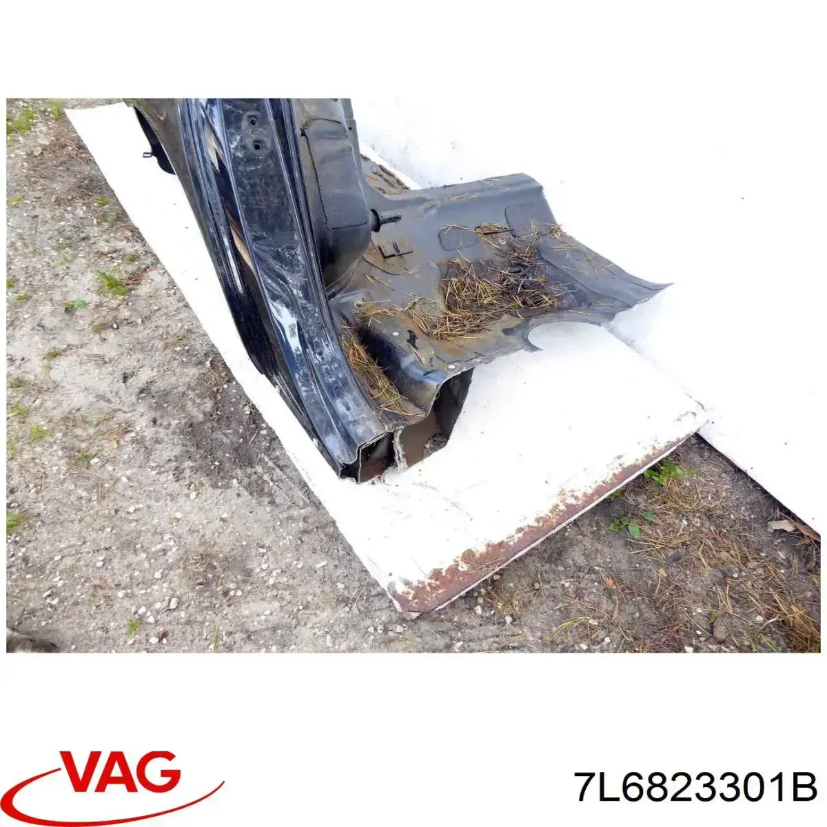 7L6823301B VAG Завіс капота, лівий