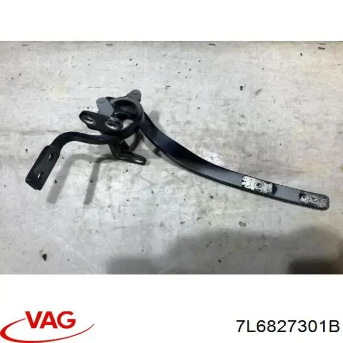 Купити 7L6827301B VAG Петля багажника