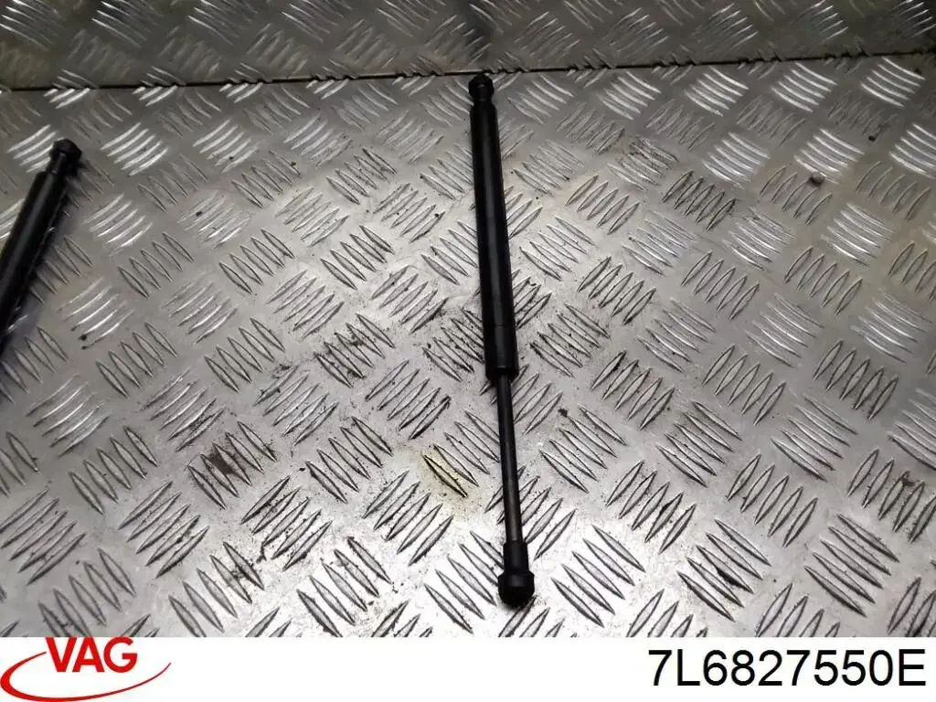 Купити 7L6827550E VAG Амортизатор двері багажника
