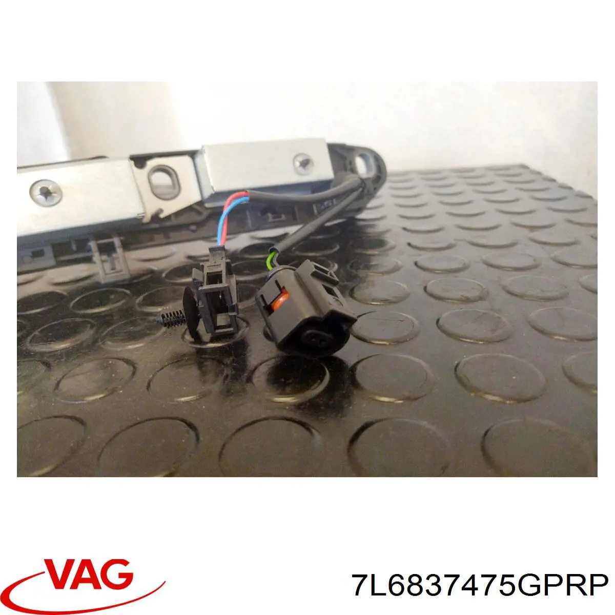  VAG 7L6837475GPRP ціна, від 23.62 USD