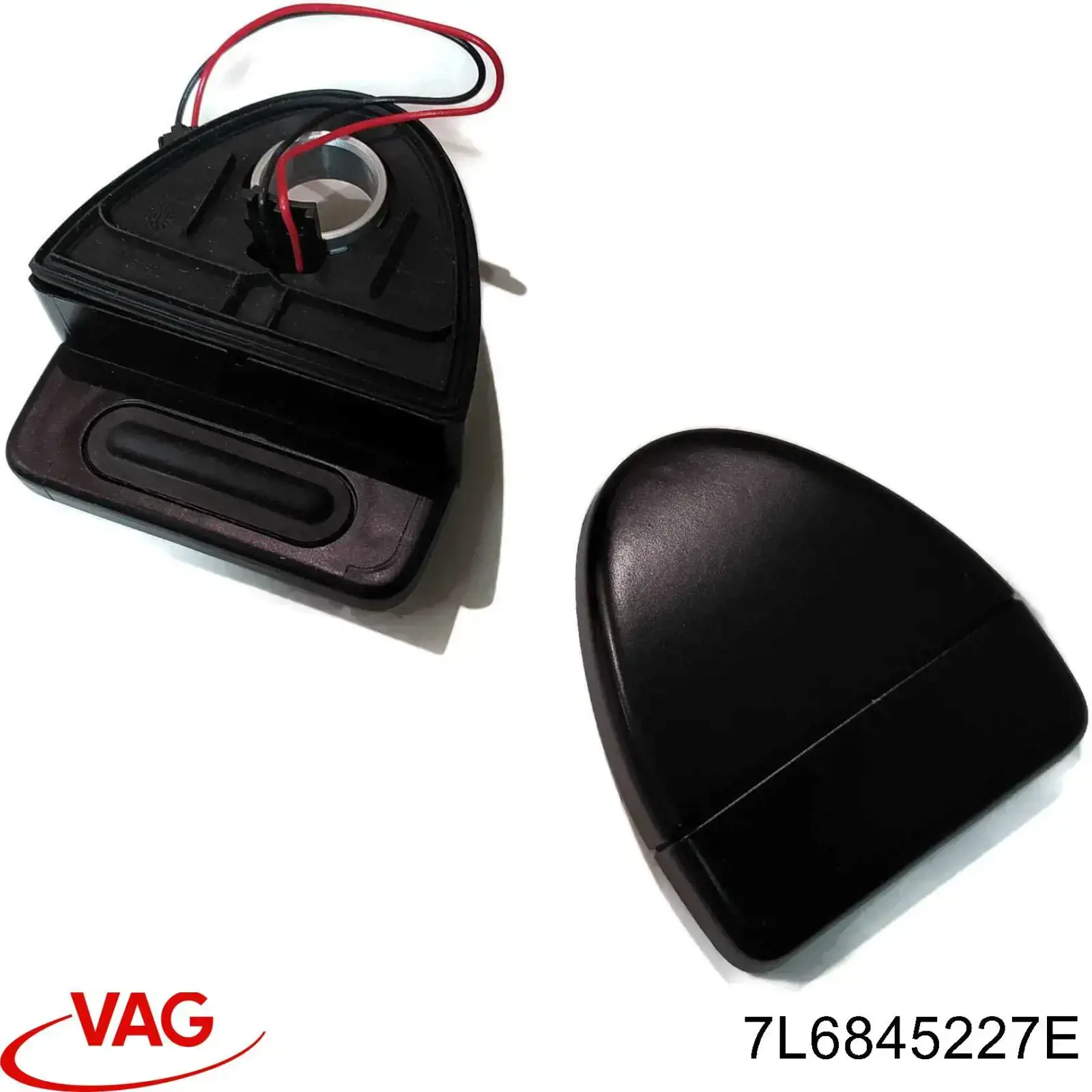 Купити 7L6845227E VAG Заглушка гайки кріплення повідка заднього двірника