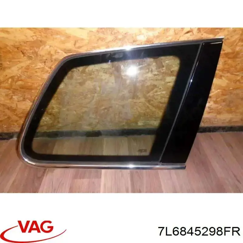 Купити 7L6845298FR VAG Скло багажного відсіку, праве
