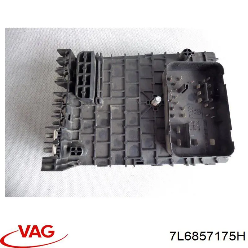 Купити 7L6857175H VAG 