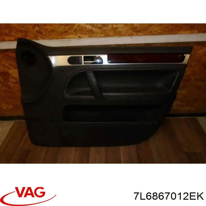 7L6867012EK VAG 