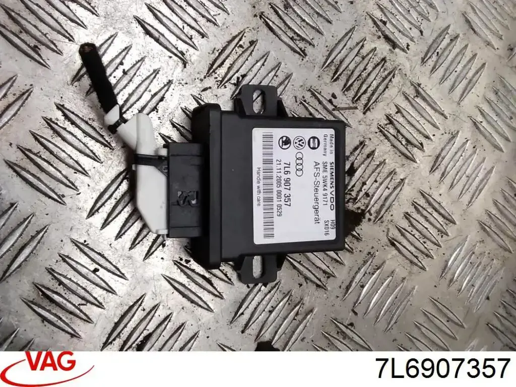 Модуль керування (ЕБК) адаптивного освітлення VAG 7L6907357 ціна, від 25.34 USD